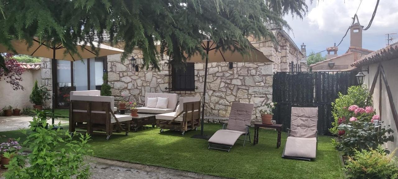 Casa Rural Pedraza Holiday home *